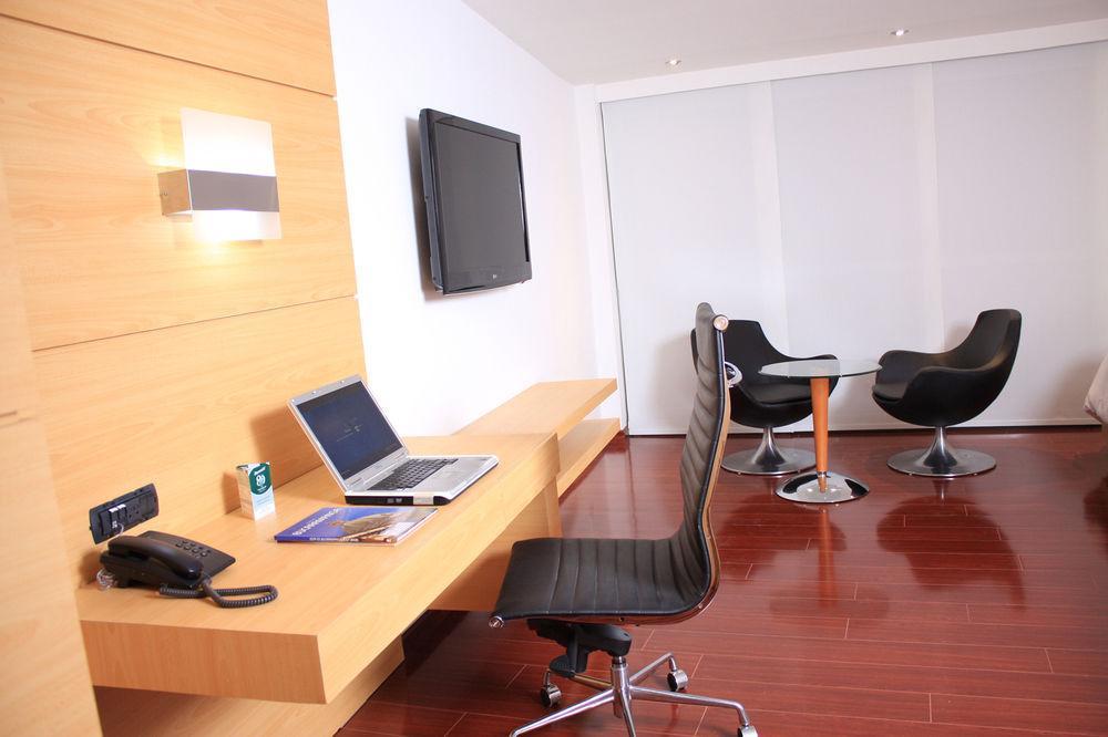 Club Campestre De Bucaramanga Ξενοδοχείο Floridablanca Εξωτερικό φωτογραφία